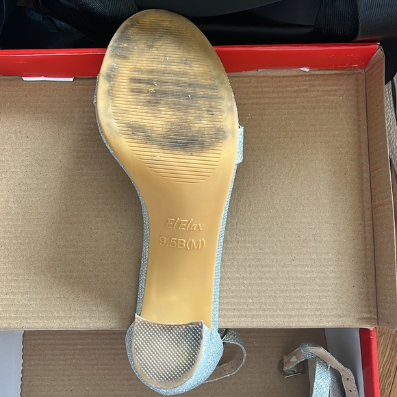 Silver High Heel - Picture 5 of 5